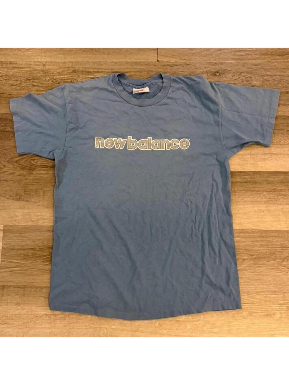 Vintage 90s New Balance blue T-Shirt size XL #athleisure #activewear